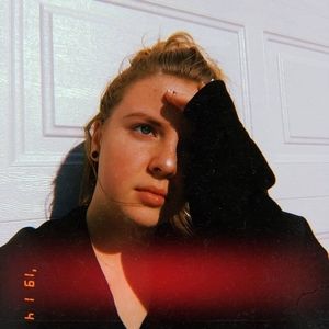 Meet your Posher, Danae